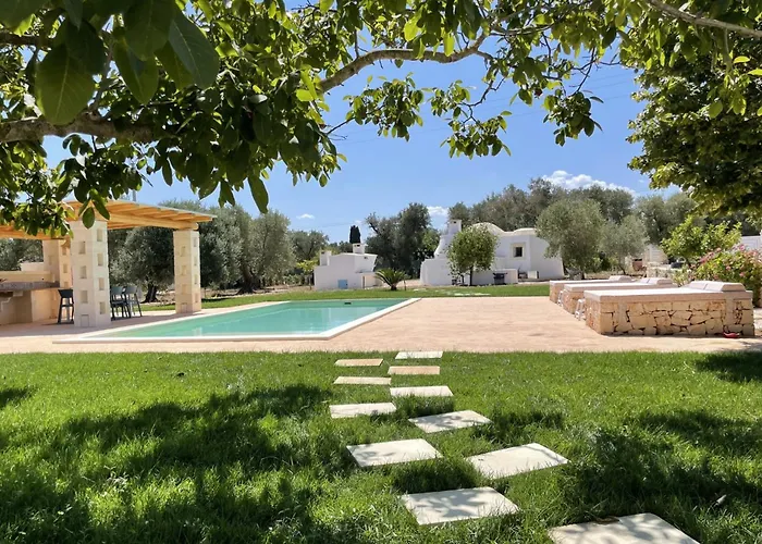 Sestaluna Ostuni - Trulli Con Piscina Privata